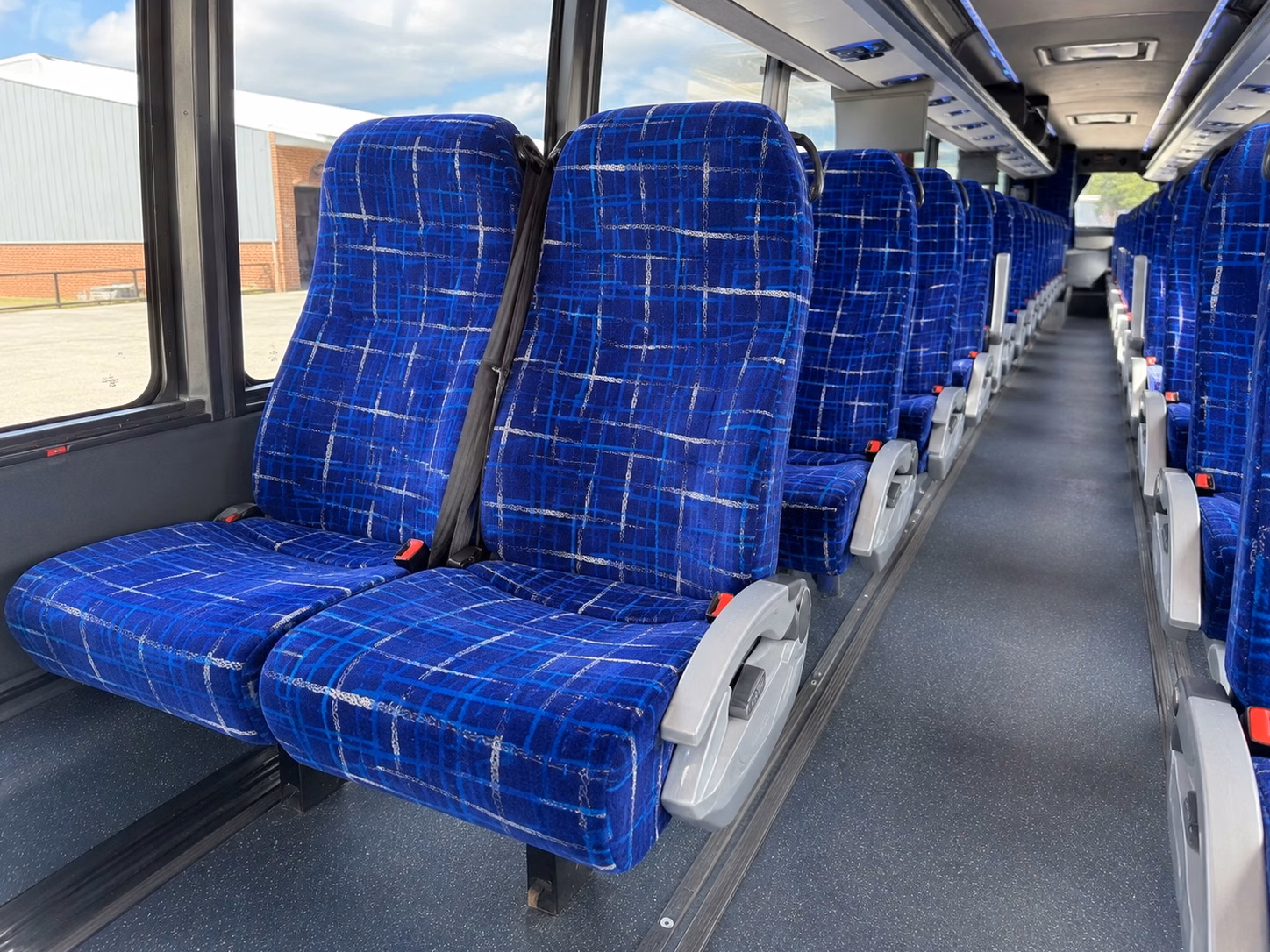 charterbuswichita com connects your wichita prom group to the right bus at the right price